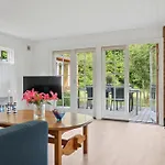 2 Bedroom Stunning In