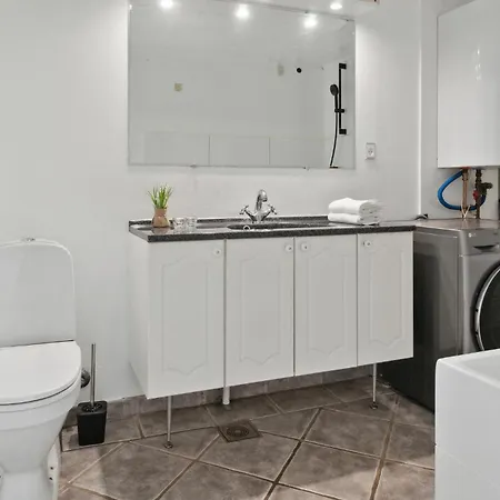 2 Bedroom Stunning In Hébergement de vacances *